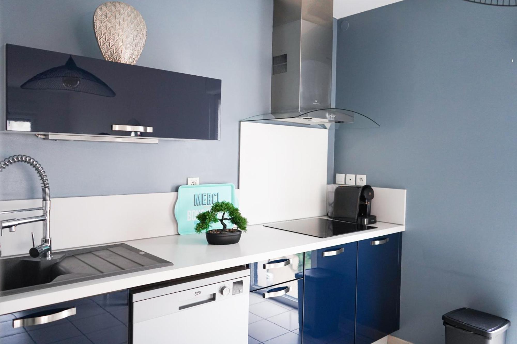 פרפיניין Bel Appartement Climatise & Parking מראה חיצוני תמונה